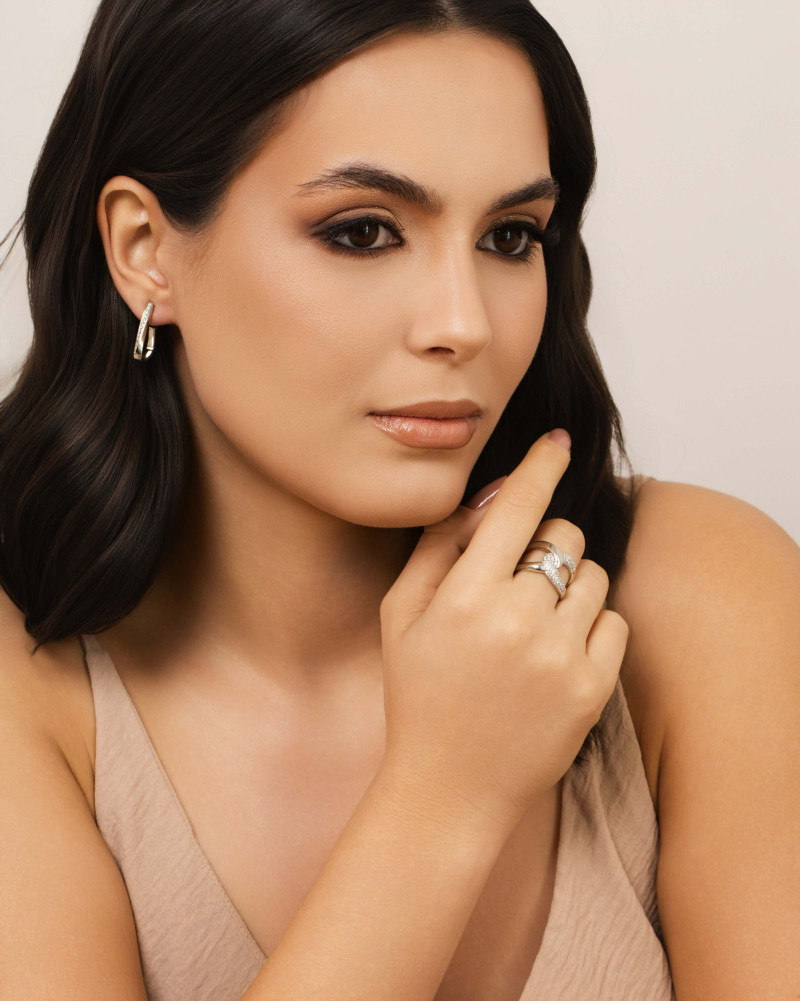 Anel Entrelaçado Cravejado Cristal Tamanho 22 Ródio Branco