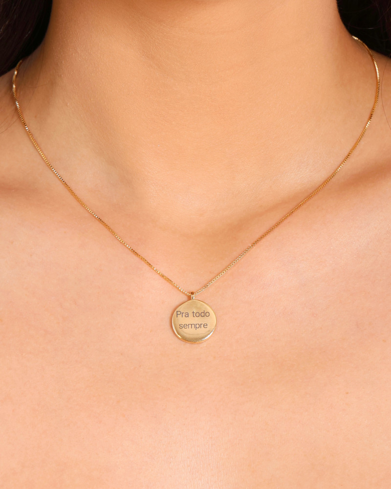 Gargantilha com Pingente Redondo Personalizado Banhado a Ouro 18K